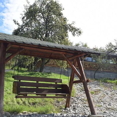Hotel Viata La Tara Cerna Cerna  Zewnętrze zdjęcie