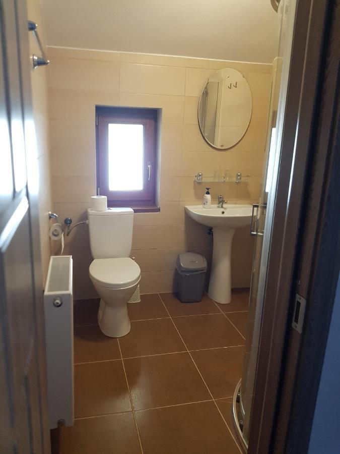 Hotel Viata La Tara Cerna Cerna  Zewnętrze zdjęcie